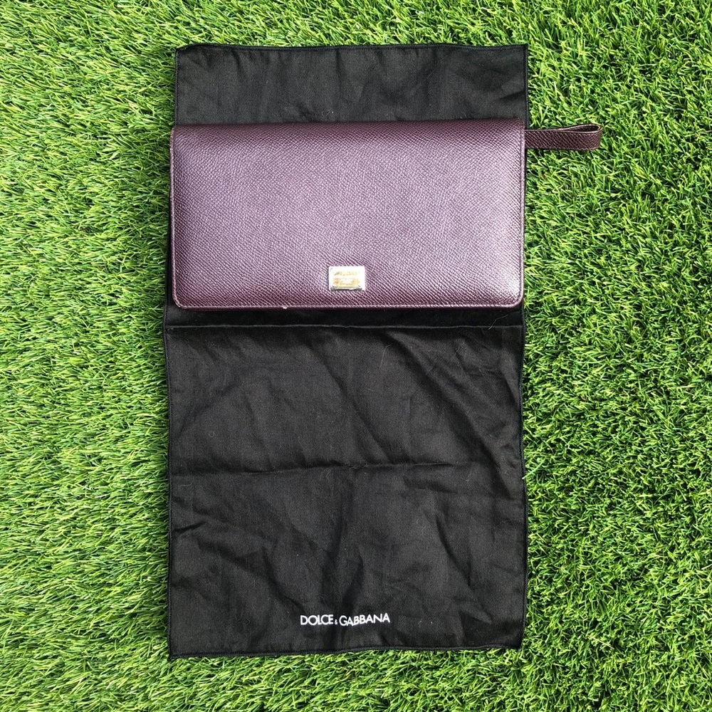 Dolce & Gabbana valet